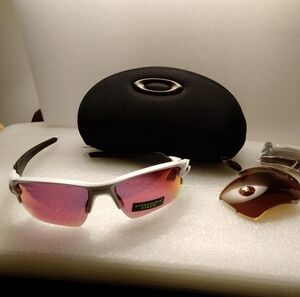 Oakley Flak 2.0 Sunglasses